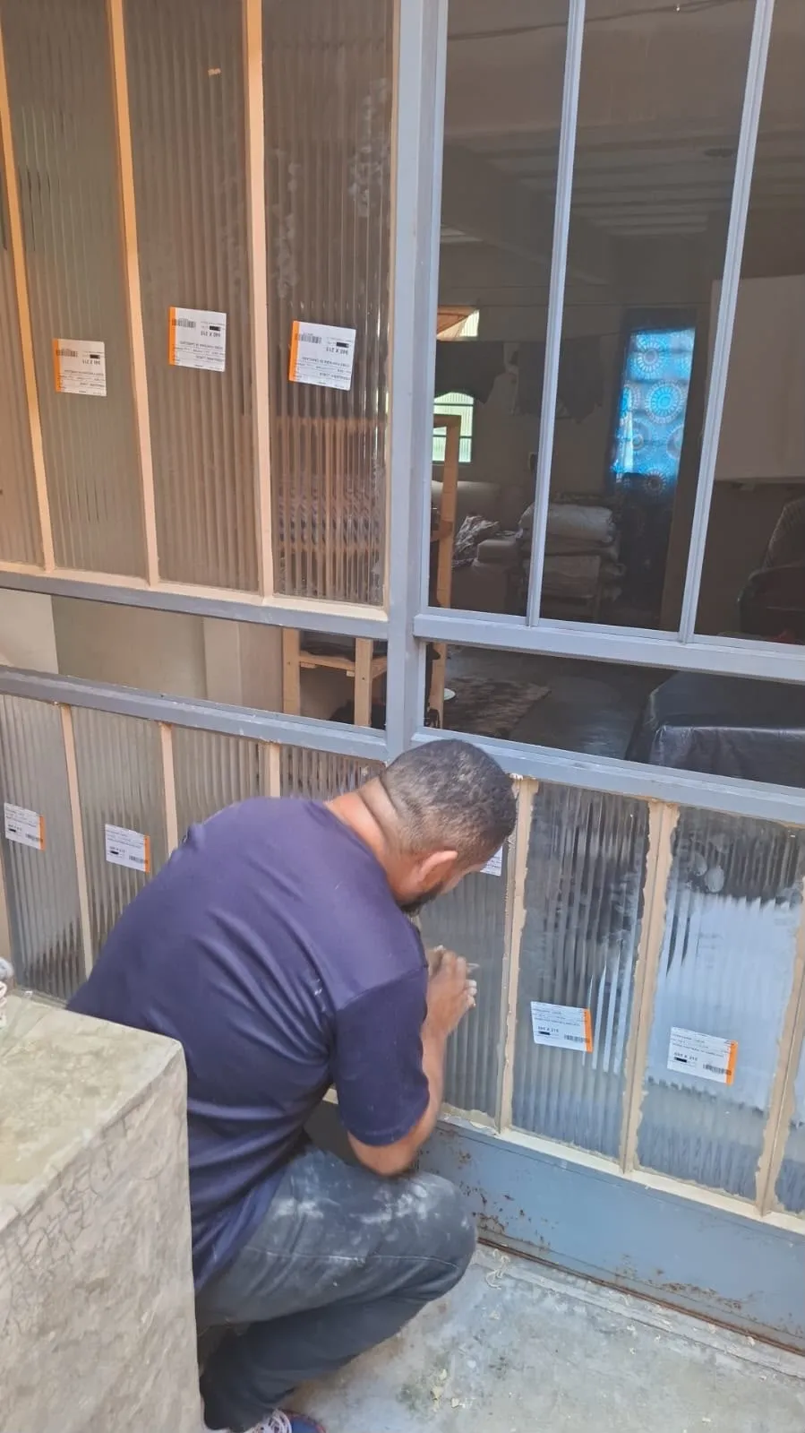 Instalação de vidro comum
